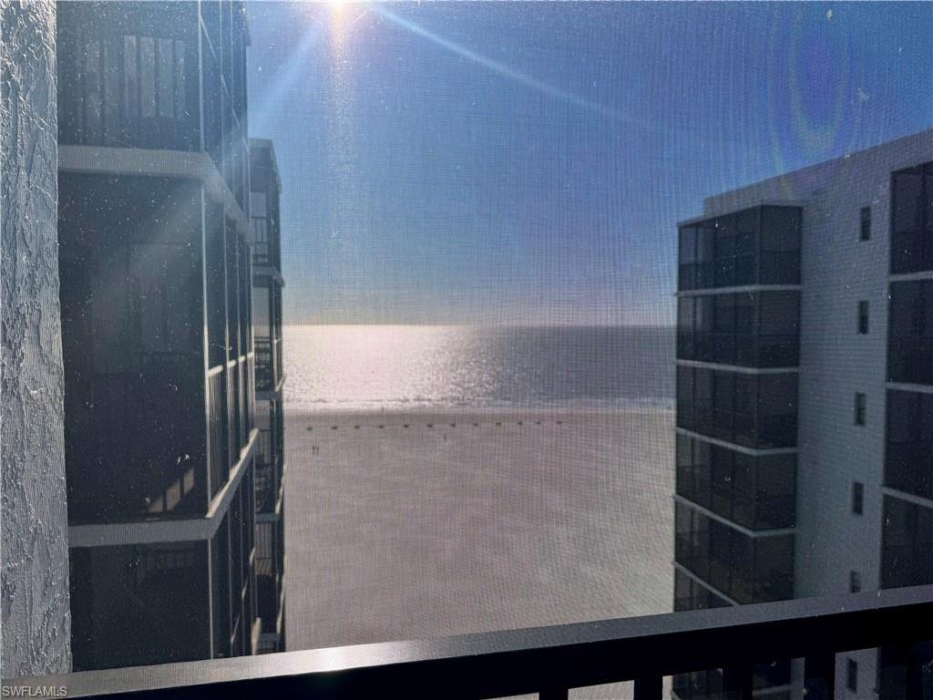 ISLAND WINDS CONDO - Residential