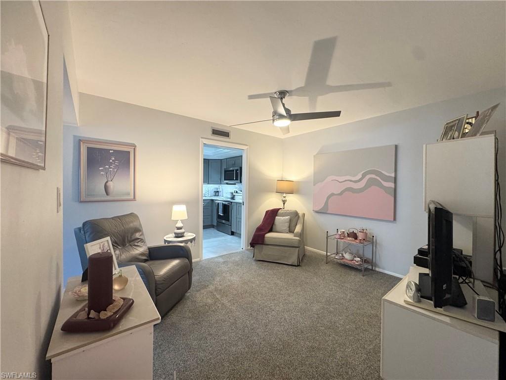 ISLAND WINDS CONDO - Residential