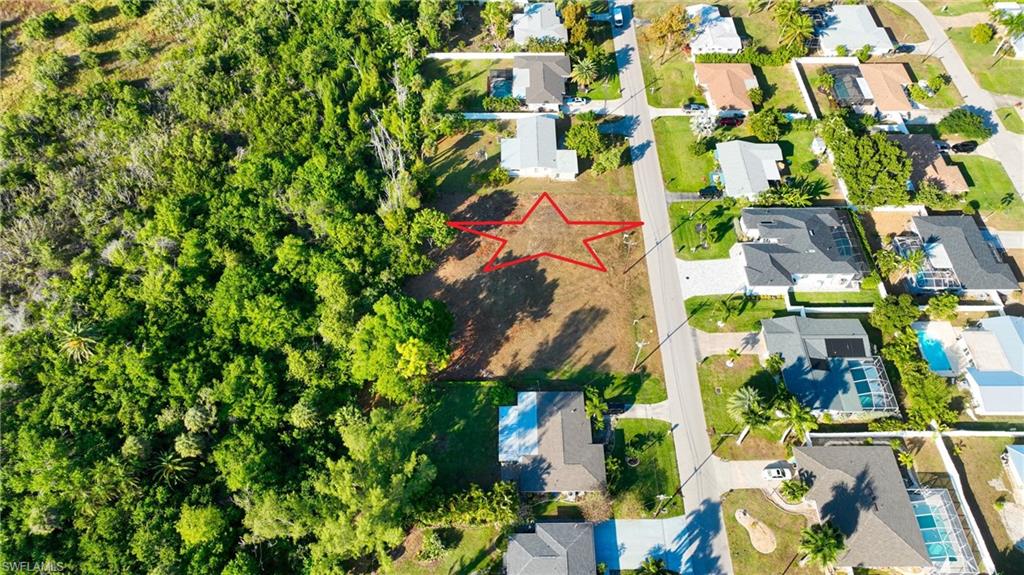 CAPE CORAL - Land
