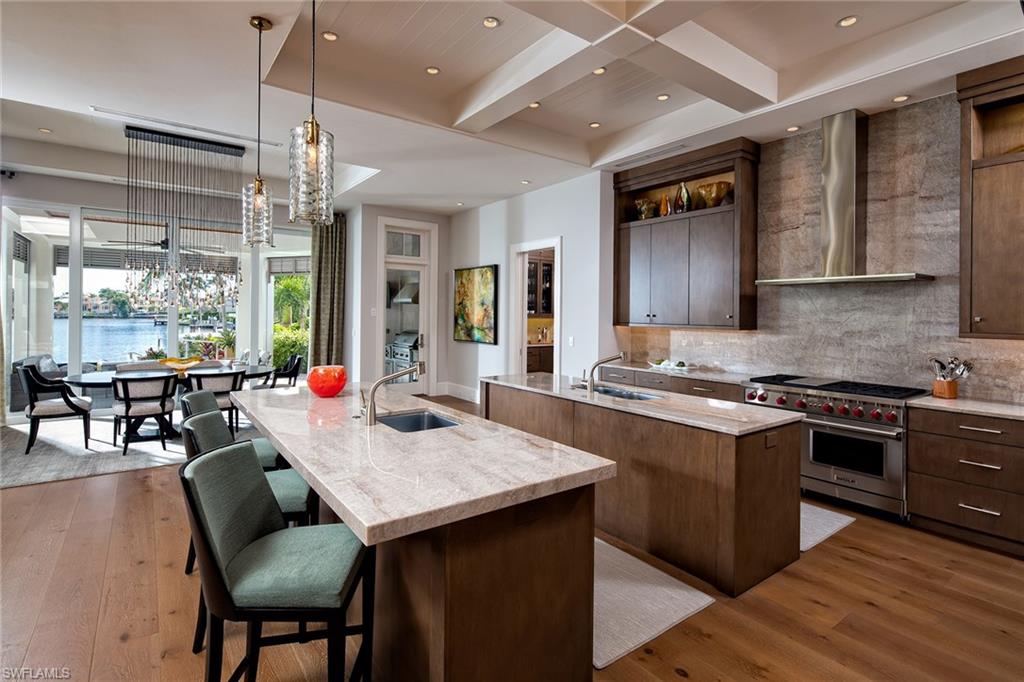 PARK SHORE - Residential