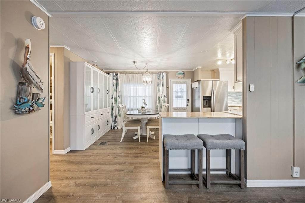 SIX LAKES COUNTRY CLUB - Residential