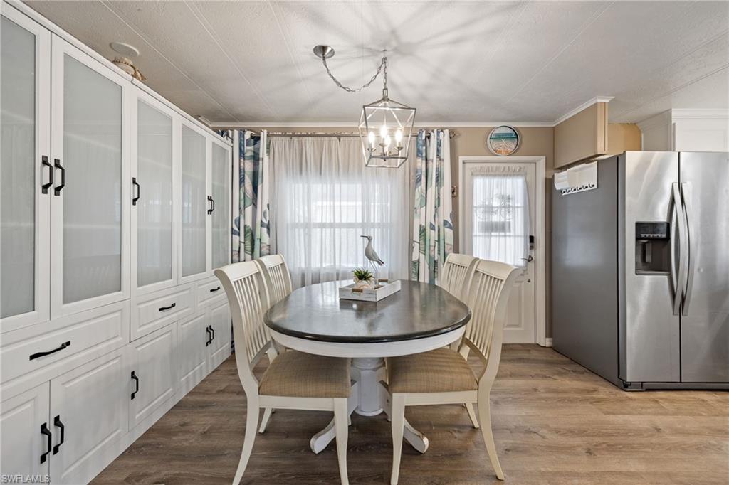 SIX LAKES COUNTRY CLUB - Residential