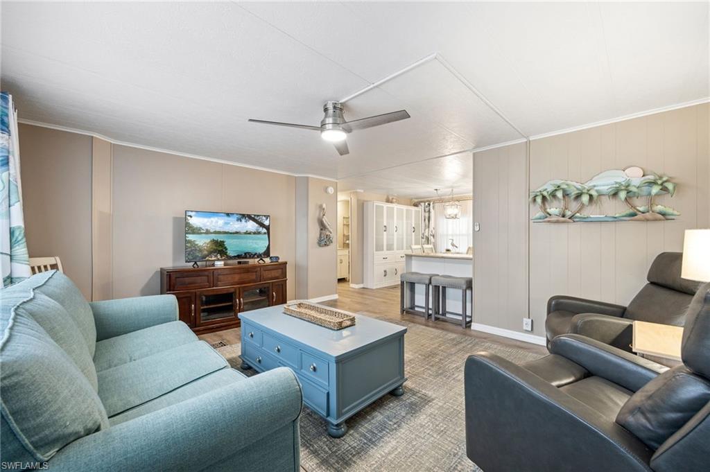 SIX LAKES COUNTRY CLUB - Residential