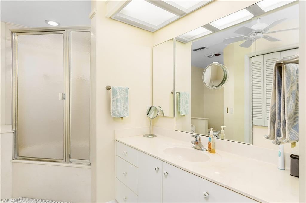 CAPTAINS COVE - Residential