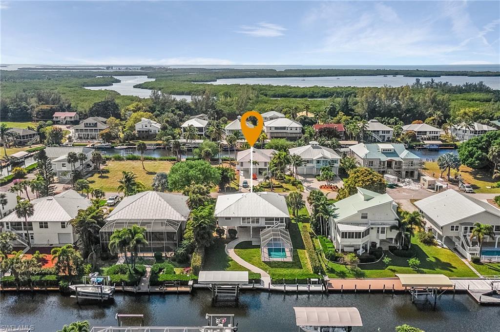 CAPTAINS COVE - Residential