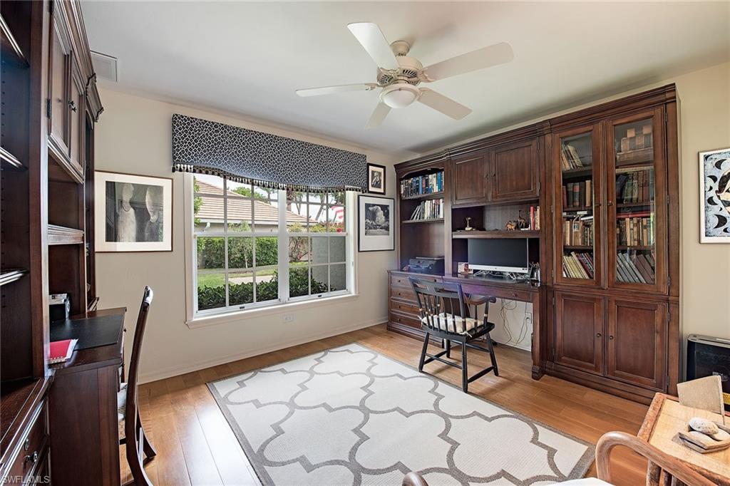 PELICAN BAY WOODS - Residential