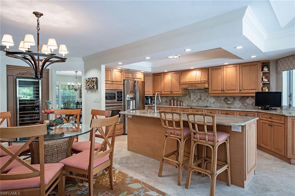 PELICAN BAY WOODS - Residential