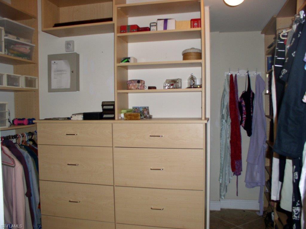 BELL TOWER PARK - Residential