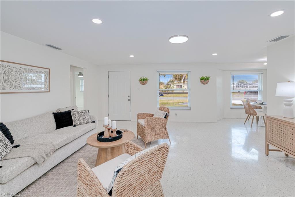 PORT CHARLOTTE - Residential