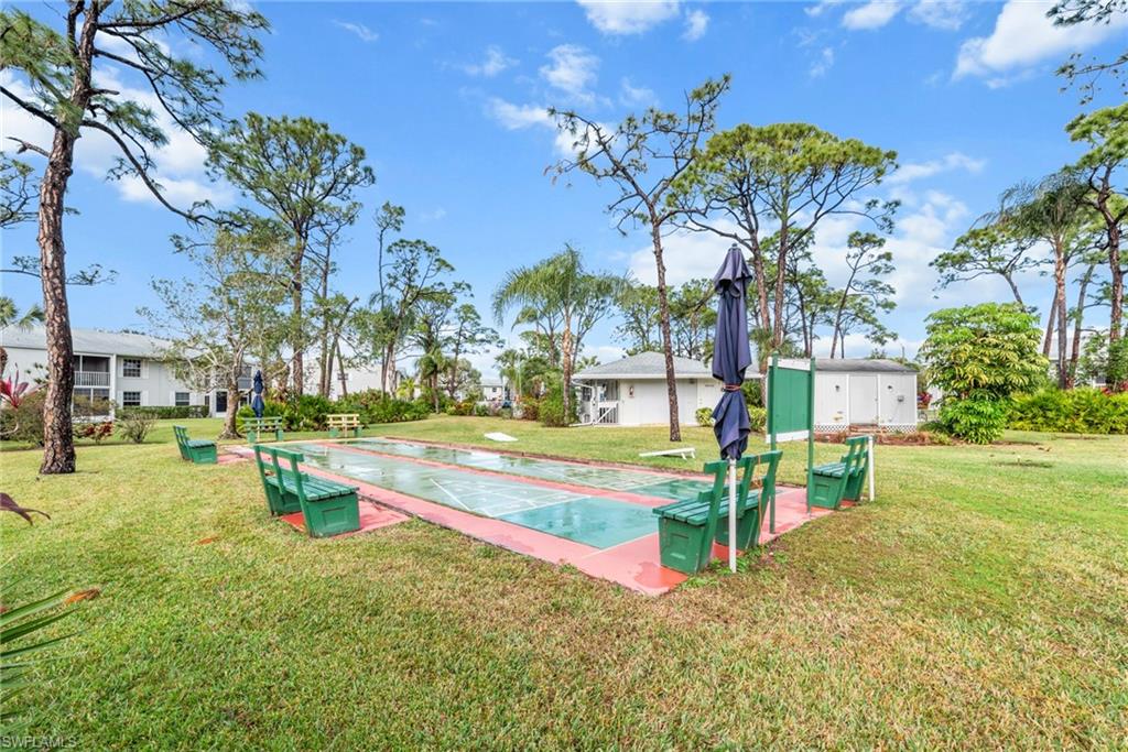 FOXMOOR CONDO II - Residential