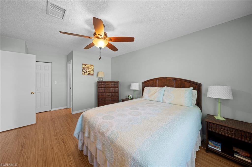 FOXMOOR CONDO II - Residential