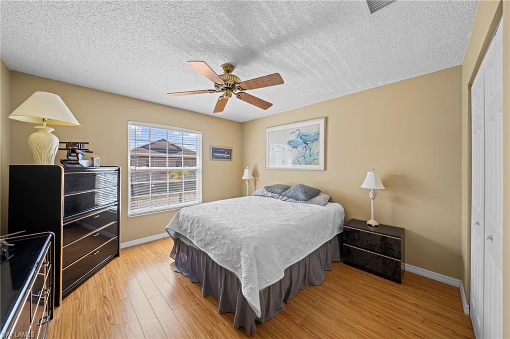 FOXMOOR CONDO II - Residential