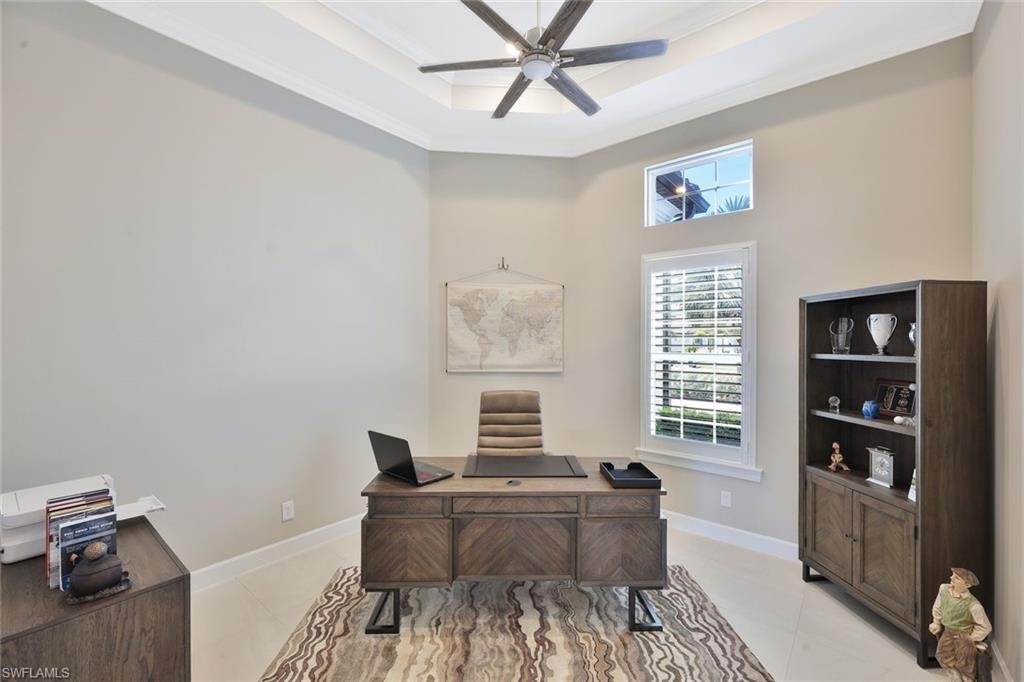 ESPLANADE LAKE CLUB - Residential