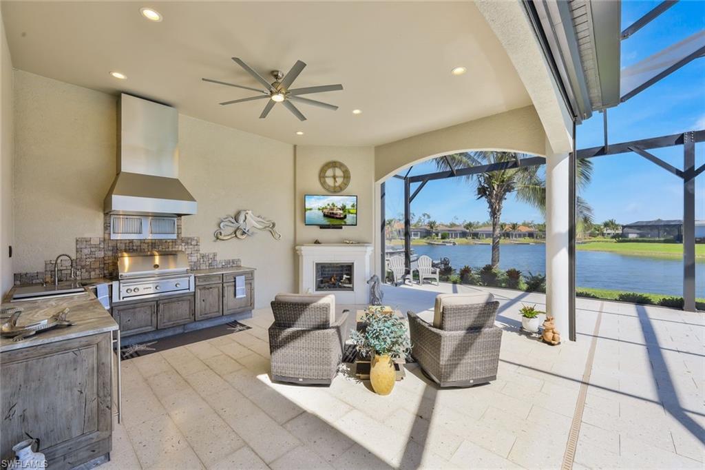 ESPLANADE LAKE CLUB - Residential