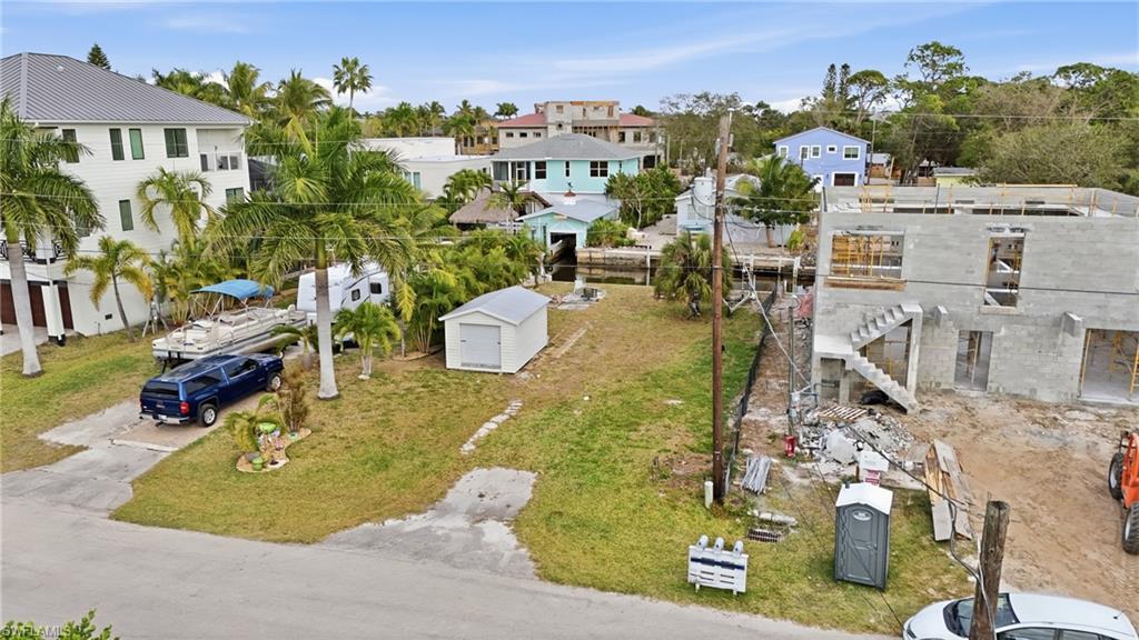 BONITA SPRINGS - Land