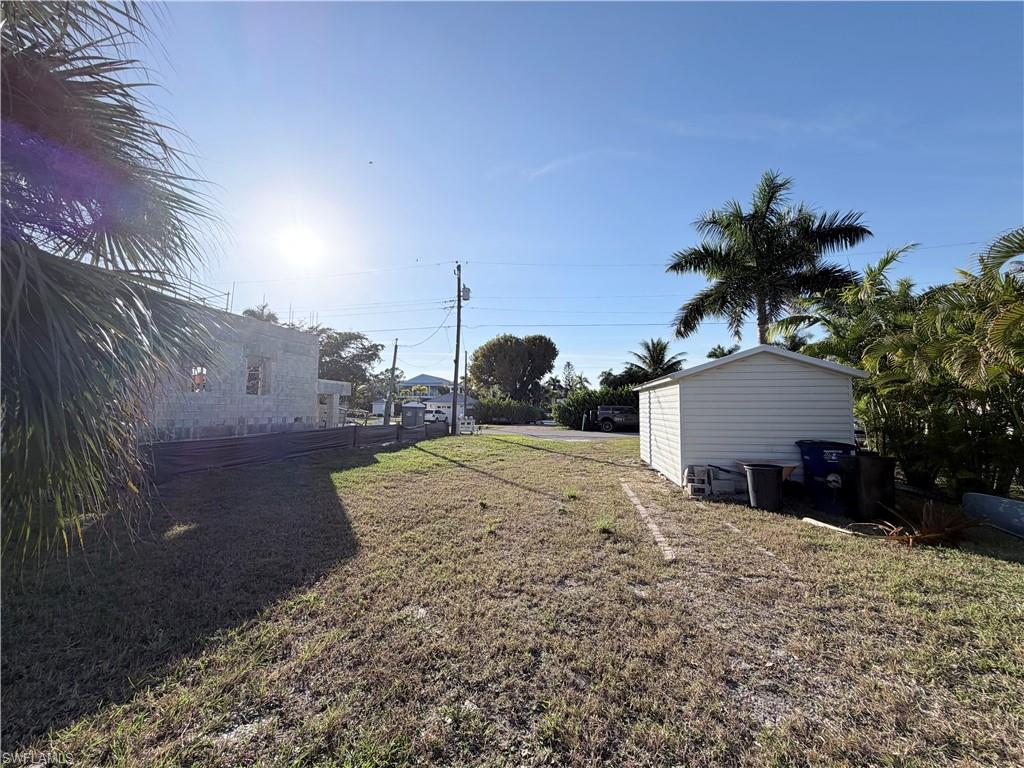 BONITA SPRINGS - Land