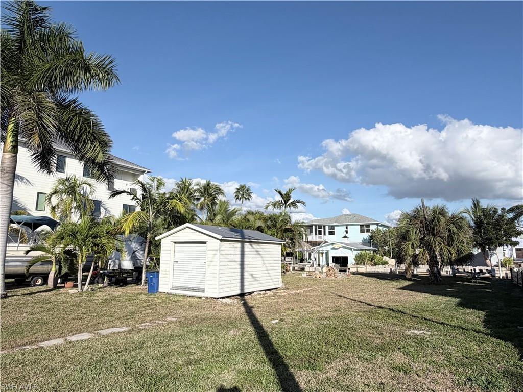 BONITA SPRINGS - Land