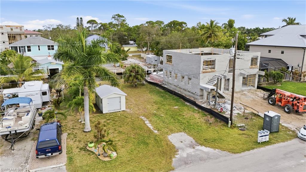 BONITA SPRINGS - Land