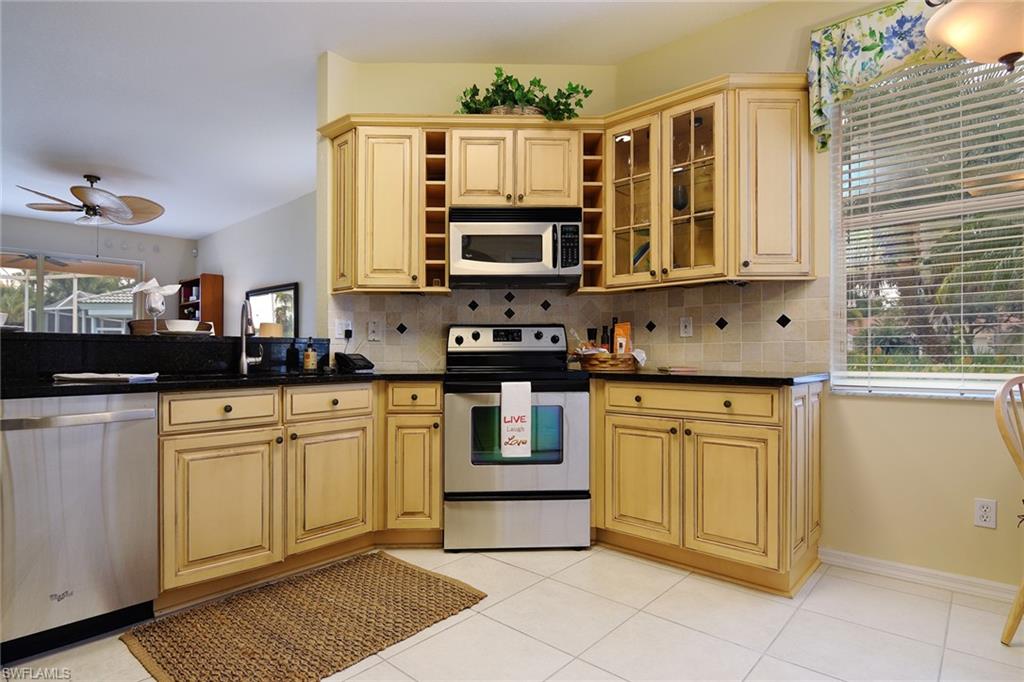 THE SHORES - Residential