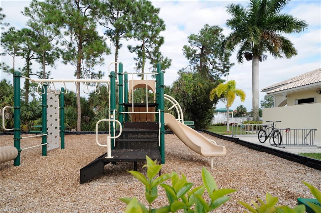 THE SHORES - Residential