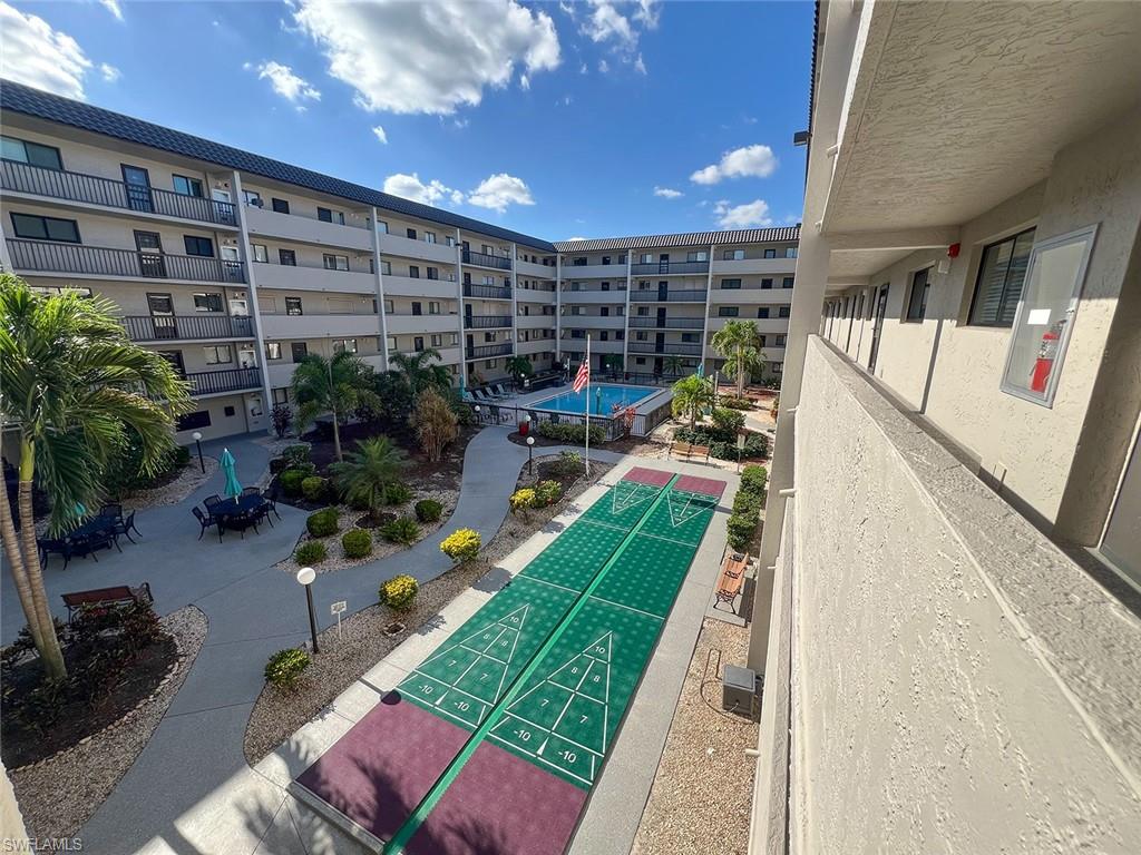 CENTRE COURT CONDO - Residential