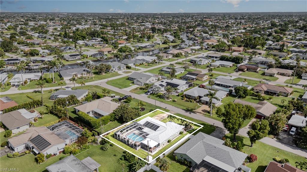 CAPE CORAL - Residential