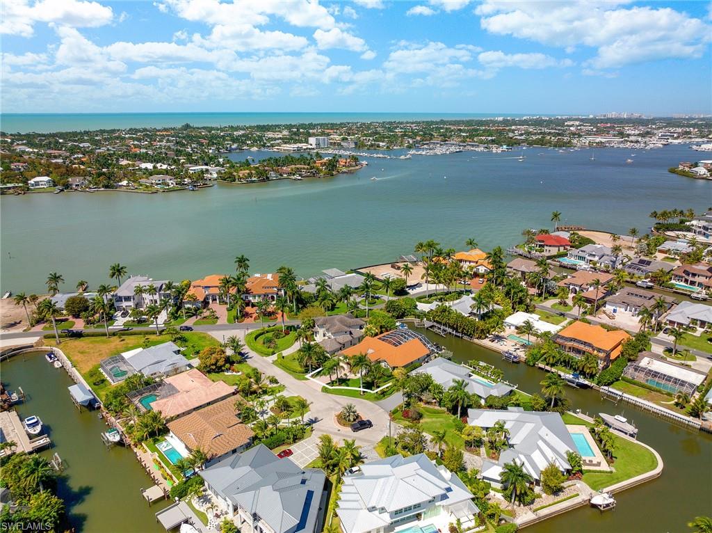 ROYAL HARBOR - Residential