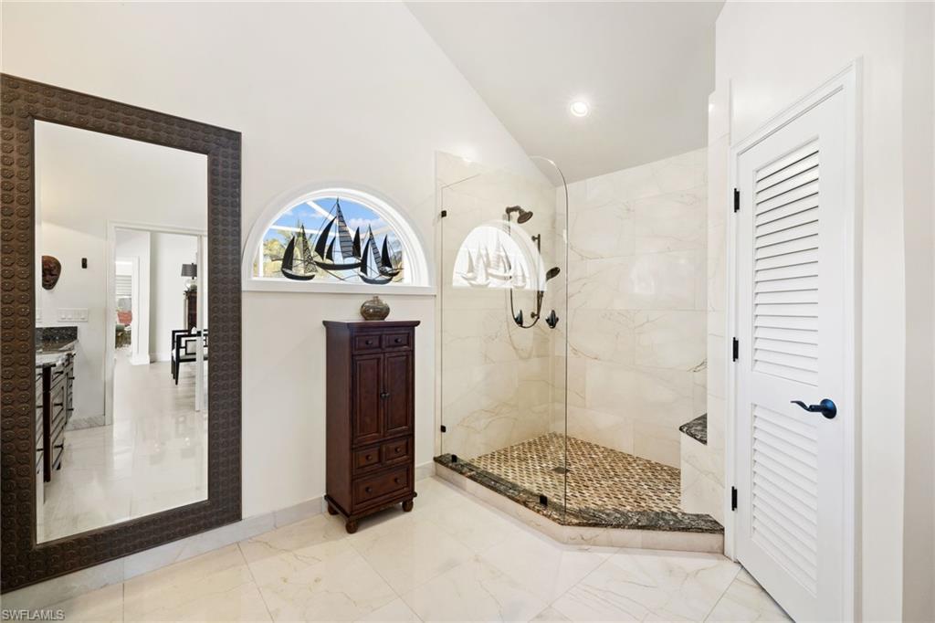 ROYAL HARBOR - Residential