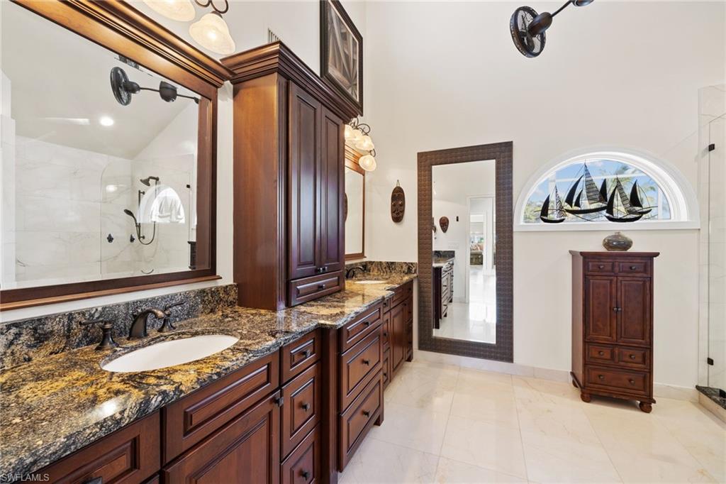 ROYAL HARBOR - Residential