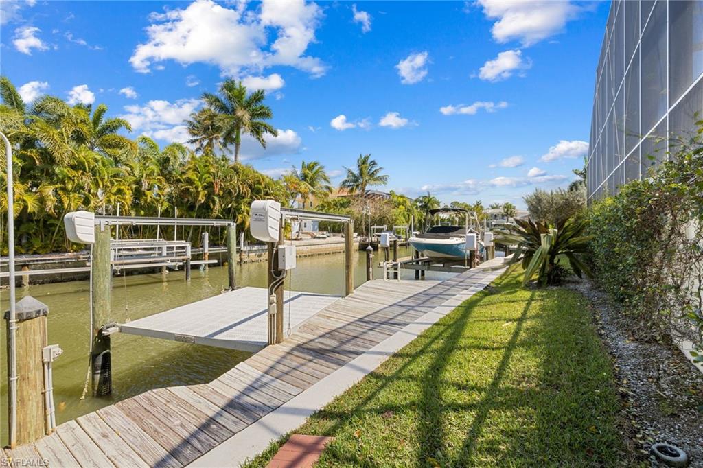 ROYAL HARBOR - Residential