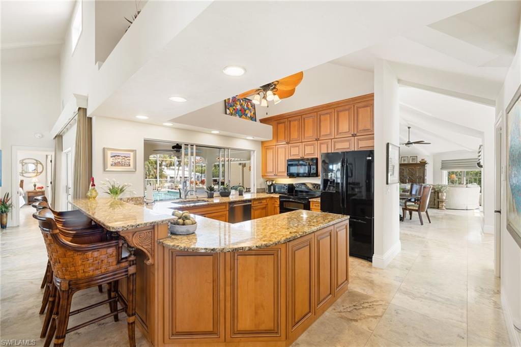 ROYAL HARBOR - Residential