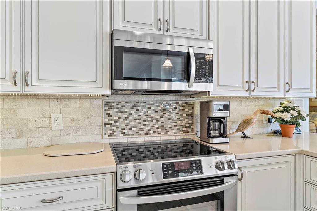 VILLAGE WALK - Residential