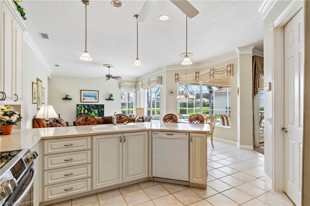 VILLAGE WALK - Residential