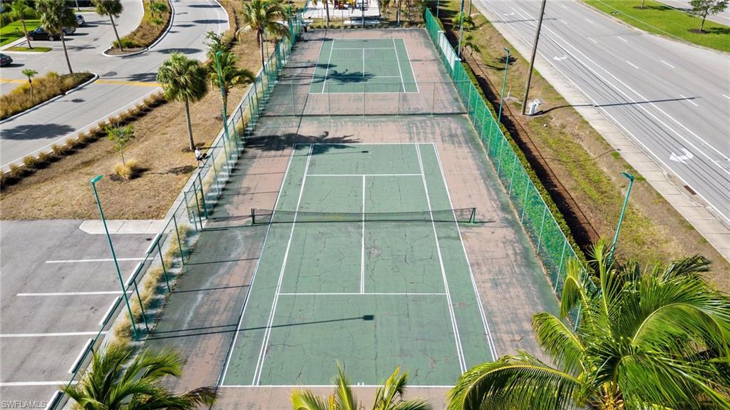 GRANADA LAKES - Residential