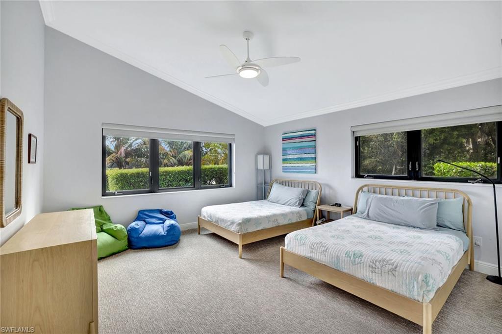 PINE RIDGE - Residential