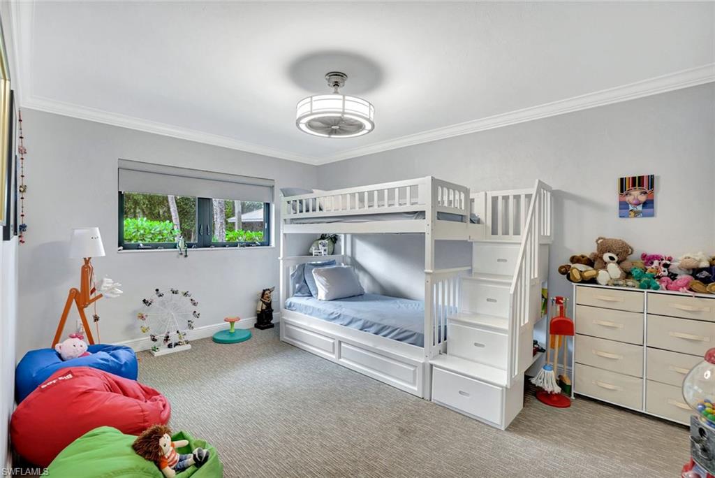 PINE RIDGE - Residential