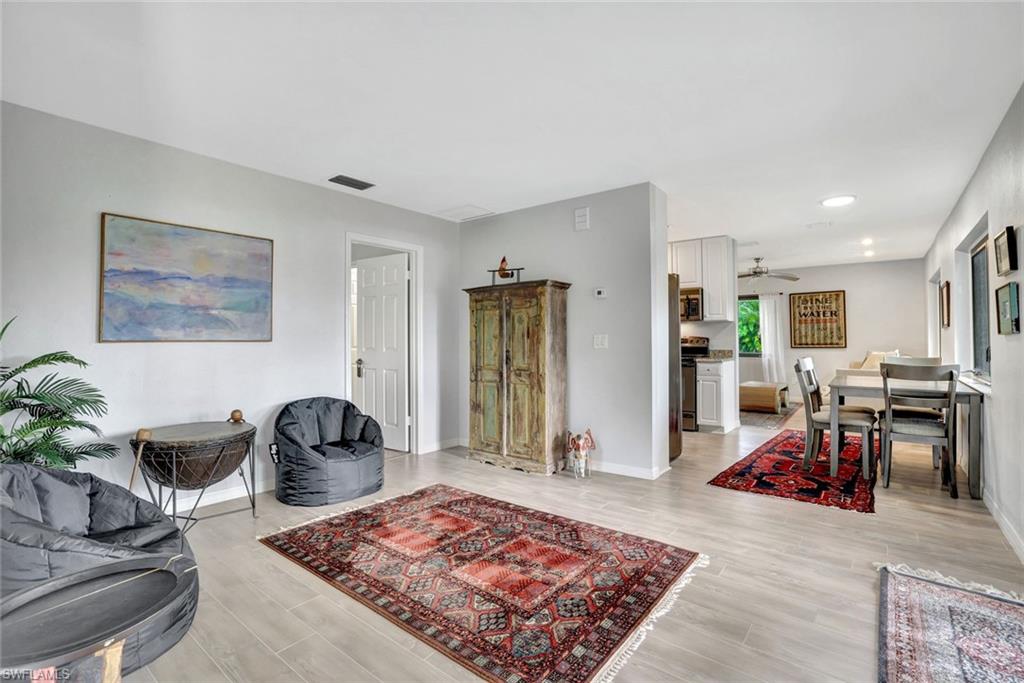 PINE RIDGE - Residential