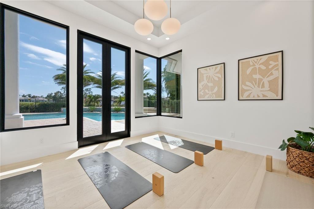 QUAIL WEST - Residential