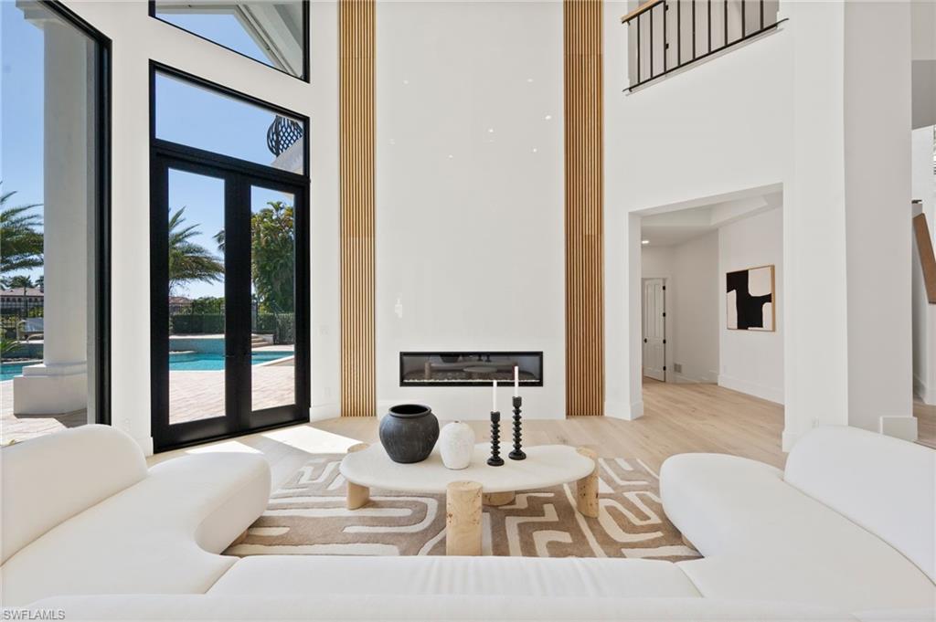 QUAIL WEST - Residential