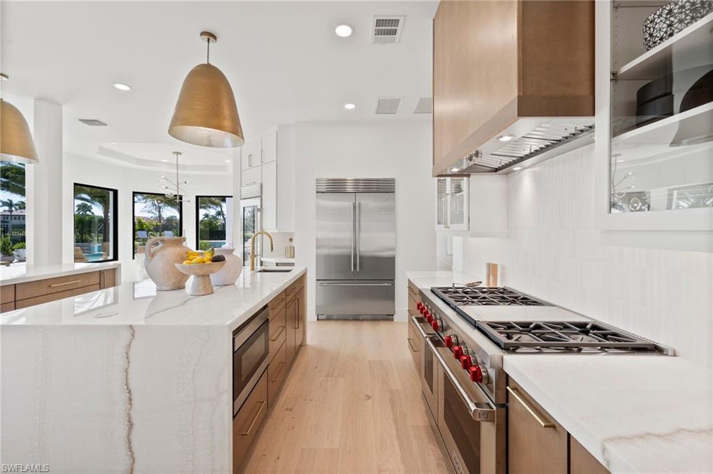 QUAIL WEST - Residential