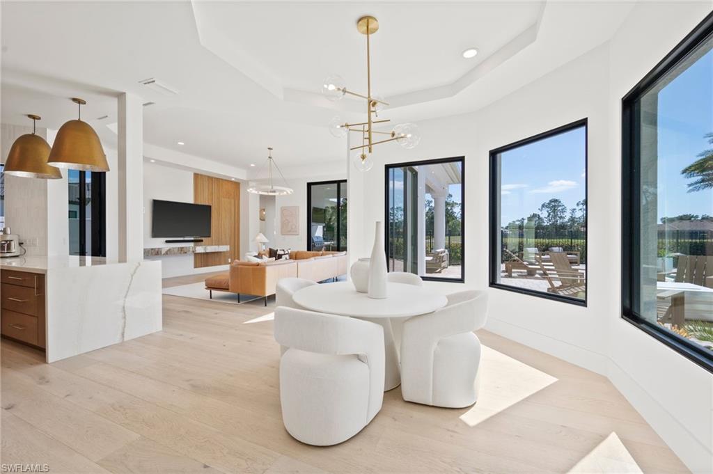 QUAIL WEST - Residential