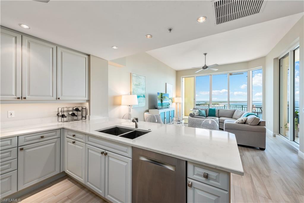 BELIZE - Residential