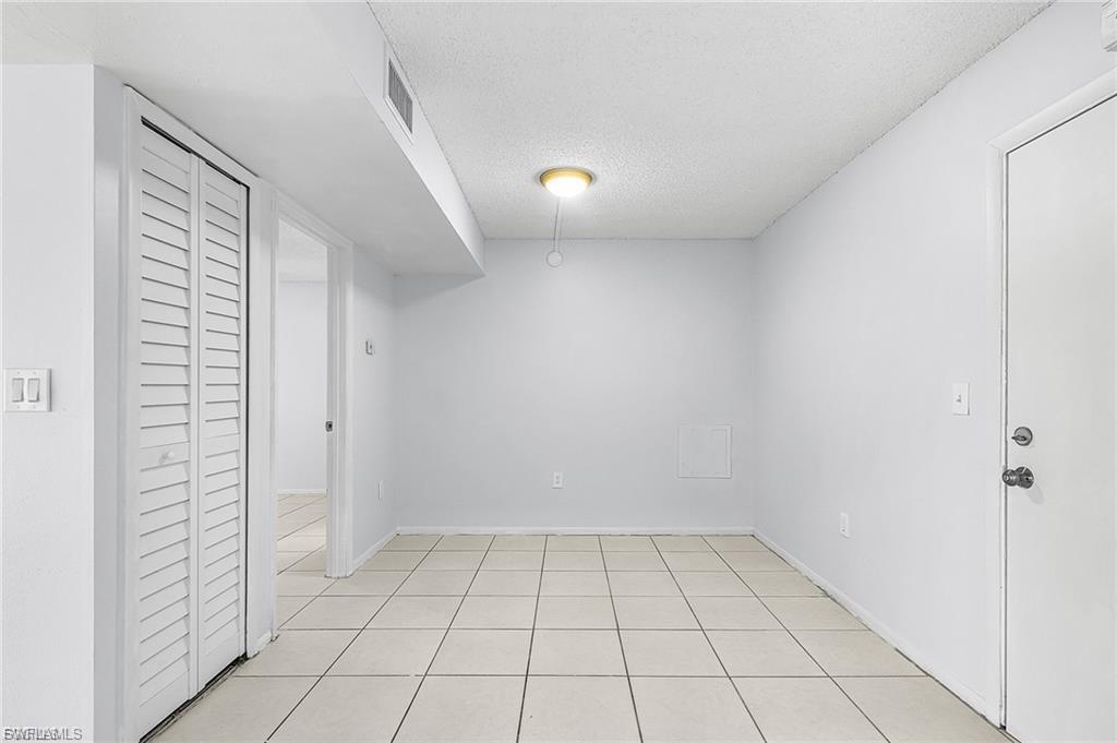 WINDSOR WEST - Residential