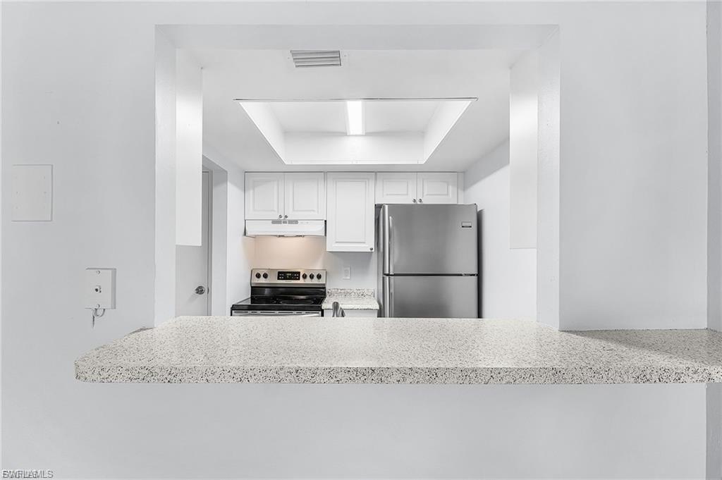 WINDSOR WEST - Residential