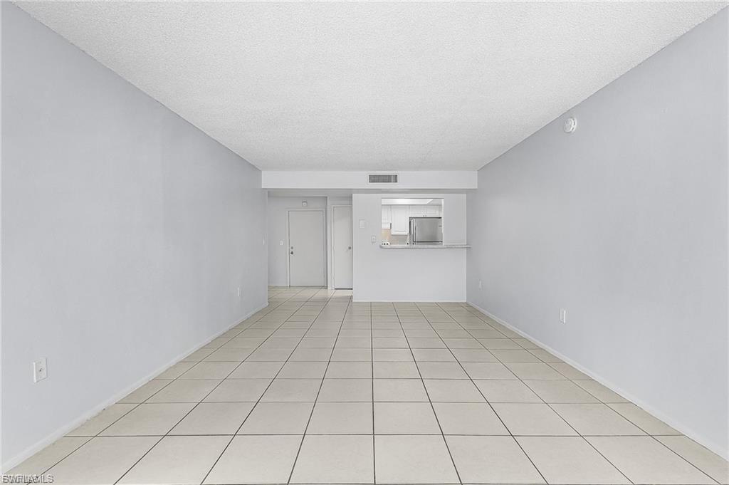 WINDSOR WEST - Residential