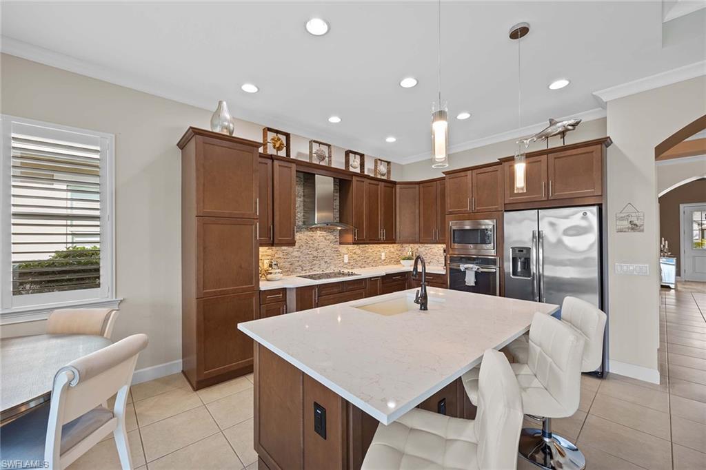 ISLES OF COLLIER PRESERVE - Residential