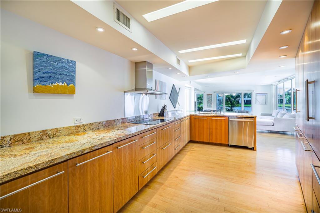 PARK SHORE - Residential