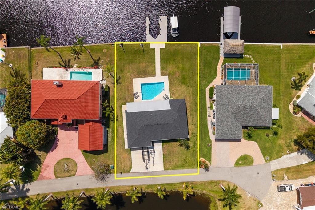 RIVER FOREST ISLAND - Residential