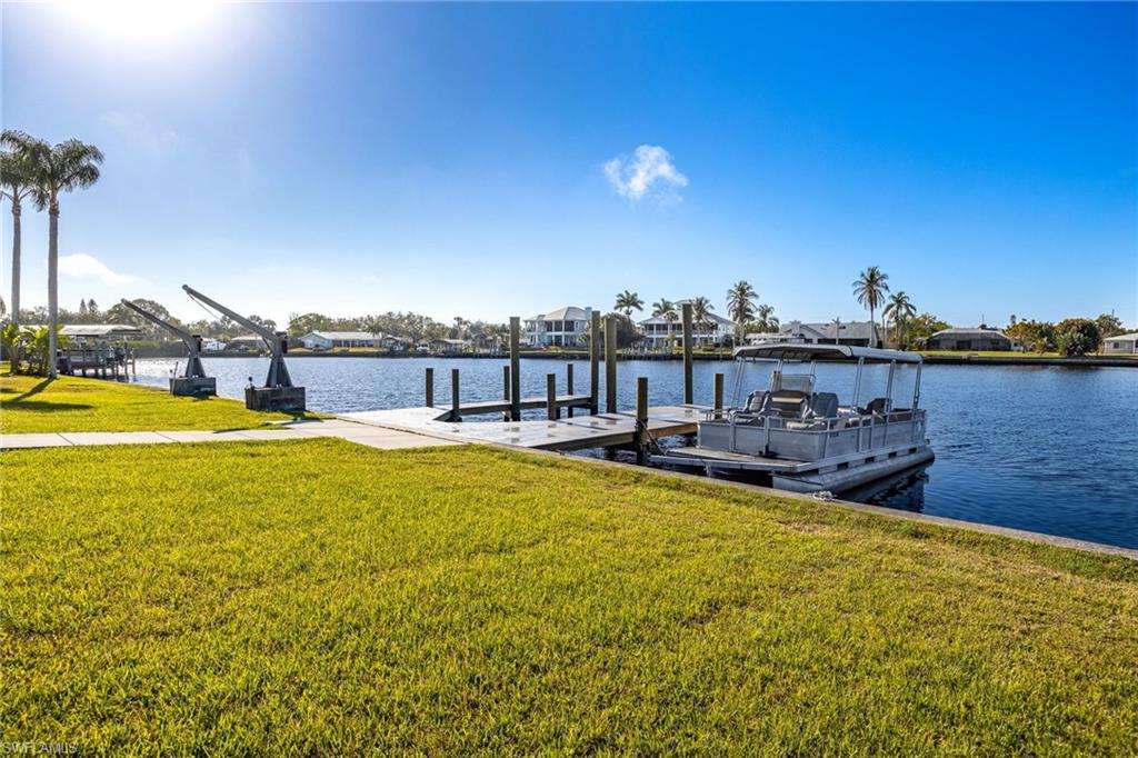 RIVER FOREST ISLAND - Residential