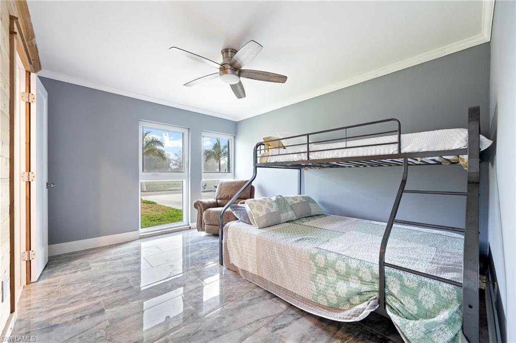 RIVER FOREST ISLAND - Residential